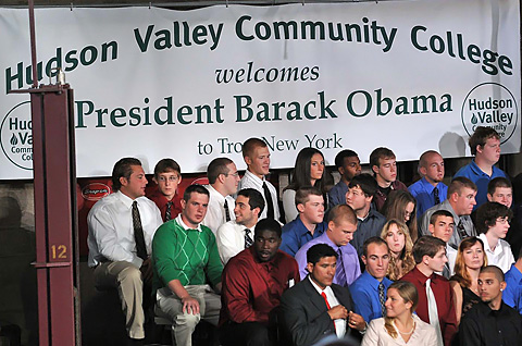 Hudson Valley Community College students await the president's arrival.