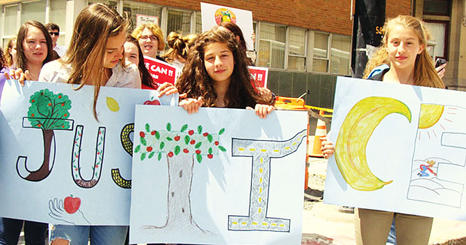 Spanish language students from Rondout Valley High School advocate for passage of the Farmworkers Fair Labor Practices Act.
