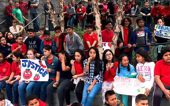 NYSUT members and students from Peekskill Middle School support farm workers on the March for Farm Worker Justice, an 18-day, 200-mile trek from Smithtown on Long Island to the Capitol in Albany.