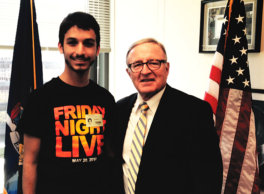Student Shaho Shwani of North Syracuse meets with Sen. John DeFrancisco, R-Syracuse, in his district office. Photo by Phil Cleary.