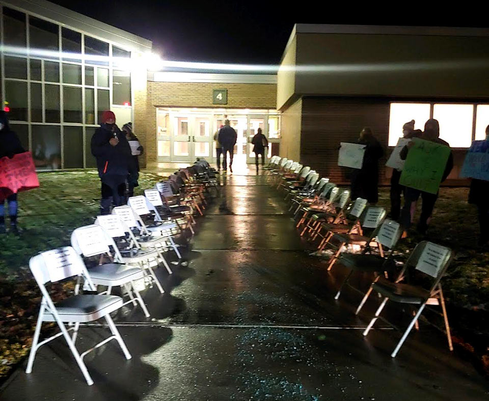 ‘Back-to-School’ order escalates simmering labor strife in Salmon River
