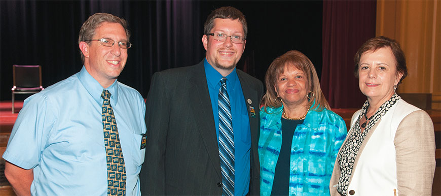 In response to NYSUT’s call for local forums on pending APPR regulations, several Regents held regional meetings. From left, Olean TA President David Lasky and Cuba-Rushford TA President Eric Talbot co-host a forum with Regent Catherine Collins and NYSUT Vice President Catalina Fortino.